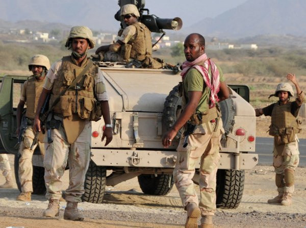 Saudi Arabia bắn chặn thành công tên lửa của Houthi gần biên giới Yemen ảnh 1