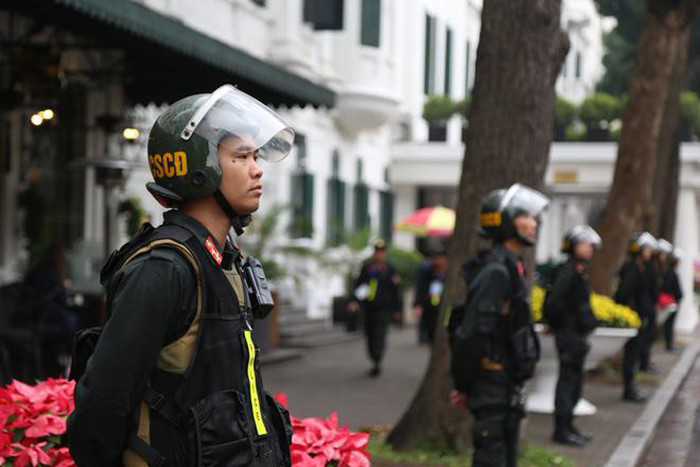 Người lính Cảnh sát Bảo vệ mục tiêu và những đêm không ngủ ảnh 2