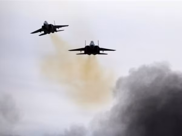 Không quân Isarel tấn công căn cứ Syria ở Bu Kamal ảnh 1 Không quân Isarel tấn công căn cứ Syria ở Bu Kamal ảnh 1