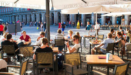 Plaza Mayor, quảng trường đẫm máu ảnh 2