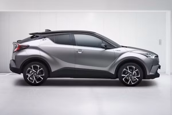 Toyota C-HR mới lộ diện với thiết kế lạ mắt ảnh 4