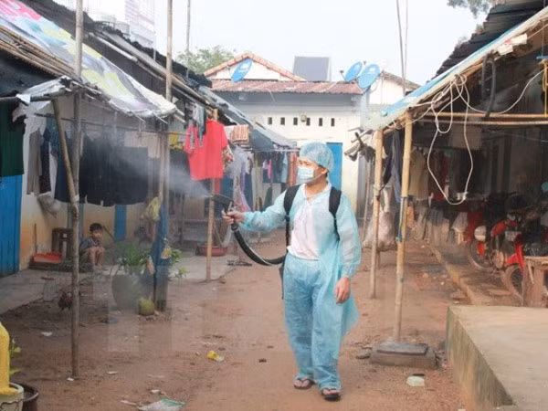 Sốt xuất huyết bùng phát, nhiều người vẫn thờ ơ ảnh 1