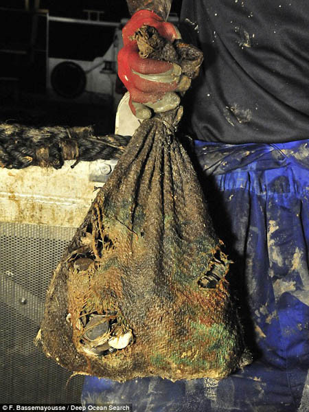 Trục vớt kho báu khổng lồ ở độ sâu hơn 5.000m sau 73 năm ảnh 8