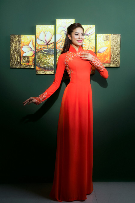 Á hậu Phạm Hương tự tin chinh phục danh hiệu Hoa hậu Hoàn vũ Việt Nam 2015 ảnh 9