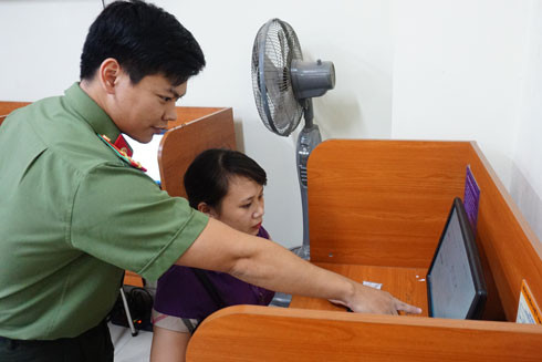 Khai báo tạm trú cho người nước ngoài qua internet ảnh 1