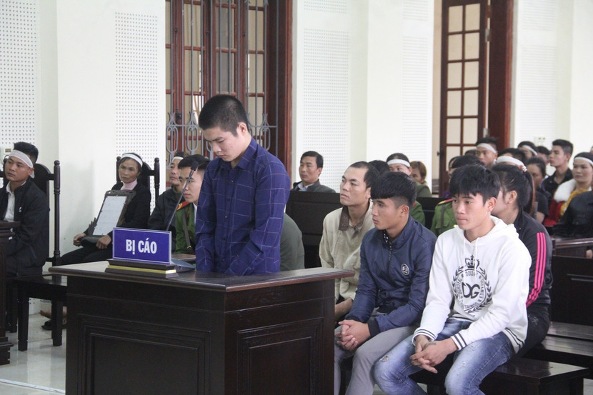 Nổi máu "anh hùng" giúp bạn, nam thanh niên lĩnh án 18 năm tù ảnh 1