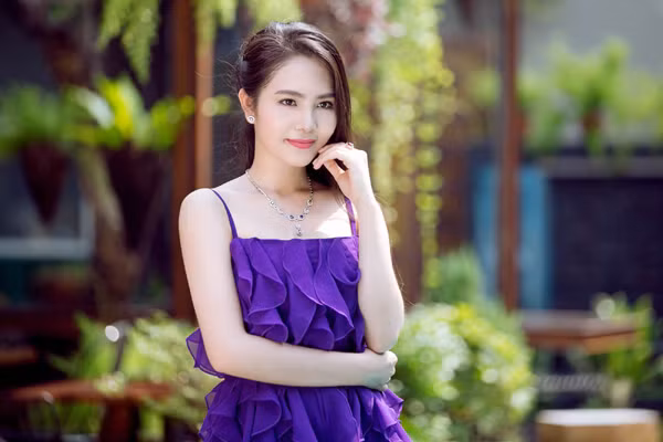 Nữ hoàng Du lịch Dương Kim Ánh "mong manh" giữa trời đông giá ảnh 6