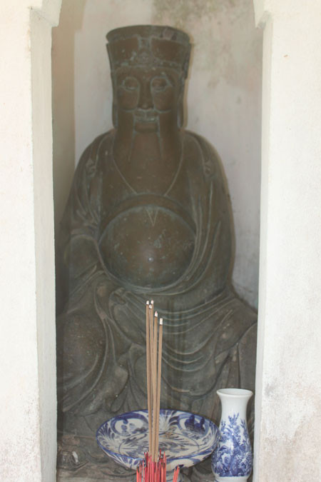 Kỳ lạ báu vật tượng đồng 500 năm tuổi ở Quảng Trị ảnh 2