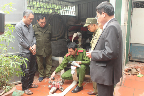 Mô hình hay ở làng gỗ Hữu Bằng: Xây bể nước ngừa hỏa hoạn ảnh 1