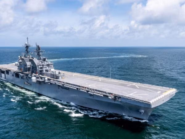 Hải quân Mỹ sắp biên chế tàu tấn công đổ bộ mới nhất USS Tripoli ảnh 1 Hải quân Mỹ sắp biên chế tàu tấn công đổ bộ mới nhất USS Tripoli ảnh 1