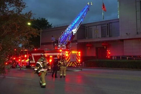 Mỹ yêu cầu Trung Quốc đóng cửa lãnh sự quán tại Houston ảnh 1