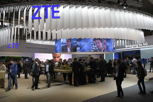 Số phận hãng công nghệ Huawei và ZTE trong cuộc chiến thương mại Mỹ - Trung Quốc ảnh 1