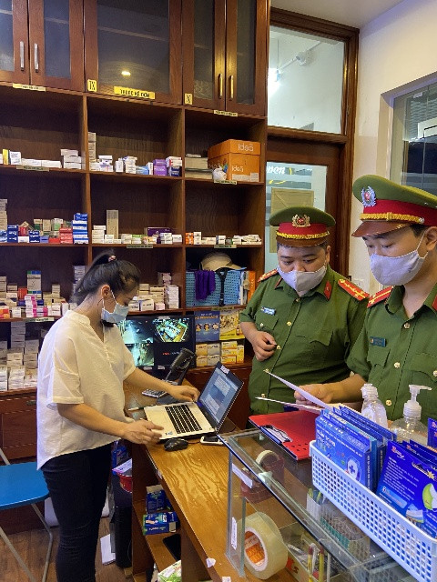 Những bước chân đêm không mỏi, phòng chống ‘giặc’ Covid-19 ảnh 9