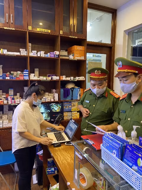 Những bước chân đêm không mỏi, phòng chống ‘giặc’ Covid-19 ảnh 9