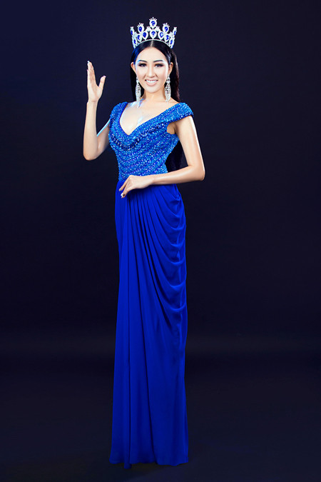 Hoa hậu Huỳnh Thuý Anh tái xuất sau thời gian du học ảnh 5