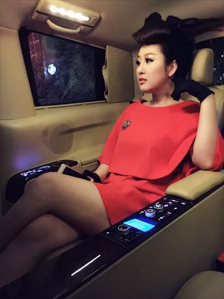 MC Kim Trang rạng ngời đi dự sự kiện ảnh 2