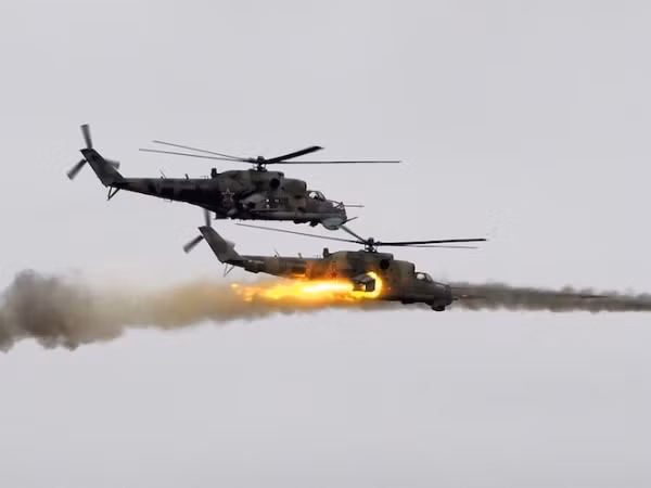 Trực thăng Nga tham chiến quyết giành lại thị trấn chiến lược ở Latakia ảnh 1