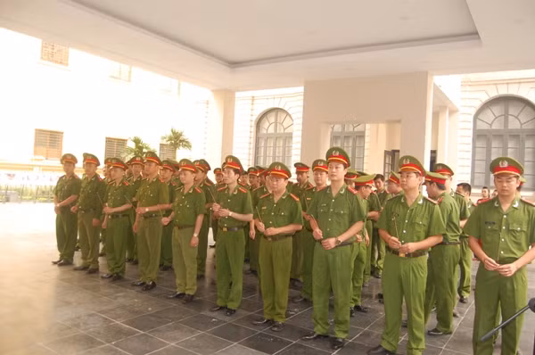 Tri ân công ơn của các Anh hùng liệt sỹ Công an Thủ đô ảnh 2