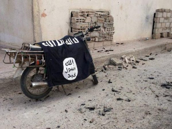 IS phản công SAA ở Deir Ezzor, 25 binh sĩ thiệt mạng ảnh 1 IS phản công SAA ở Deir Ezzor, 25 binh sĩ thiệt mạng ảnh 1