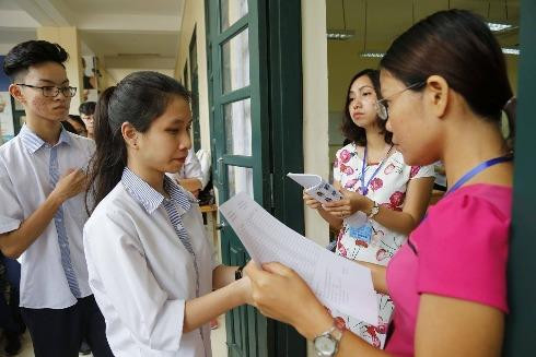 Bỏ thủ tục khai mạc, thí sinh không phải ngồi dưới sân trường để nghe phổ biến quy chế thi ảnh 1