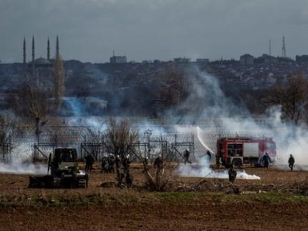 Hy Lạp từ chối tiếp nhận gần 1.000 người tị nạn ở biên giới với Thổ Nhĩ Kỳ ảnh 1 Hy Lạp từ chối tiếp nhận gần 1.000 người tị nạn ở biên giới với Thổ Nhĩ Kỳ ảnh 1