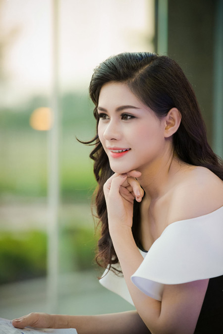 Ngọc Anh tự tin "đọ sắc" với Lô Hương Trâm và Đinh Phương Ánh ảnh 8