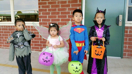 Việt Hương khoe ảnh con gái vui Halloween ở Mỹ ảnh 7 Việt Hương khoe ảnh con gái vui Halloween ở Mỹ ảnh 7