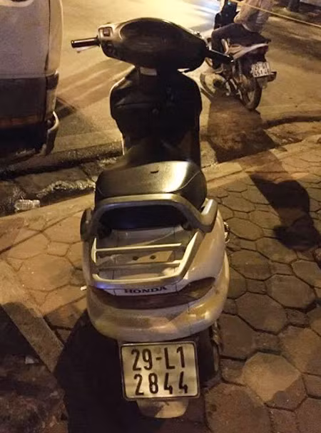 "Hô biến" xe gian thành xe cá nhân ảnh 1