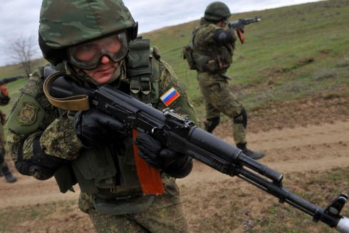 Mỹ, Trung Quốc và Nga chi nhiều tiền cho quân sự nhất năm 2016 ảnh 1