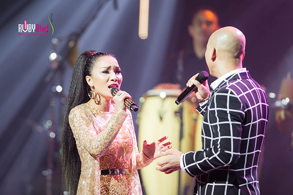 Hồng Ngọc bùng nổ với 4000 khán giả tại liveshow "20 năm tình đời" ảnh 10