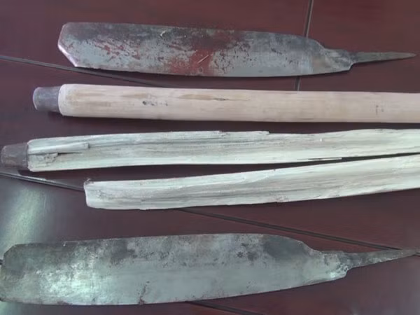 Quảng Ngãi: Nhóm côn đồ truy sát chém trọng thương 2 người ảnh 1
