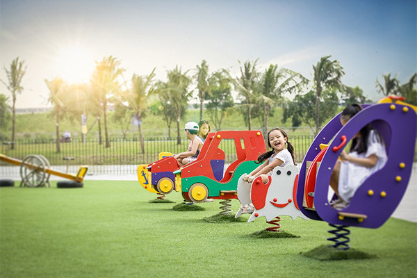 Khó tin nhưng có thật: "Kỳ nghỉ hè ở biển" giữa lòng Hà Nội ảnh 10