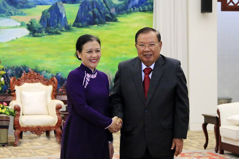 Không sử sách nào có thể viết đủ về quan hệ đặc biệt Lào-Việt Nam ảnh 1