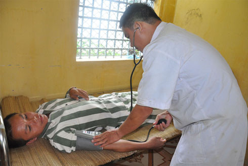 Giảm thời gian chấp hành hình phạt tù do bệnh tật ảnh 1