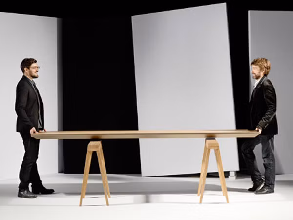 Chiếc bàn điều hòa không cần dùng điện ảnh 1