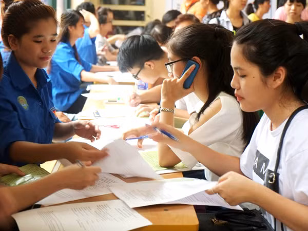 Chạy nước rút vào đại học ảnh 1