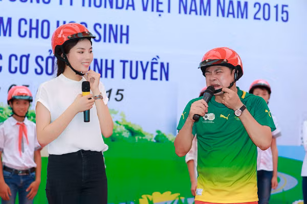 Hoa hậu Kỳ Duyên diễn hài cùng Xuân Bắc, Tự Long ảnh 5