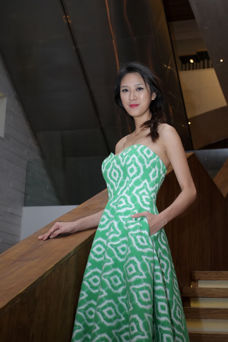 "Gái một con" Trâm Anh khoe dáng chuẩn trên sàn diễn thời trang ảnh 1