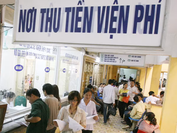 Áp lực tăng giá nhiều dịch vụ, hàng hóa ảnh 1