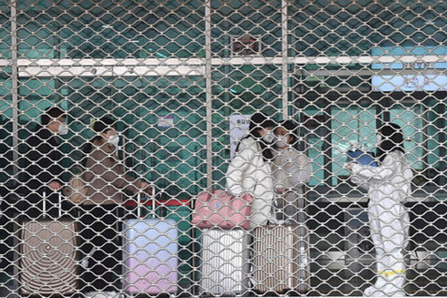 Hàn Quốc chạy đua với thời gian để ngăn chặn dịch Covid-19 ảnh 2