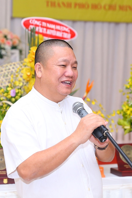 Bảo tàng Lịch sử quốc gia đón nhận sách độc bản khổ lớn "Tổng tập sắc phong Việt Nam" ảnh 8