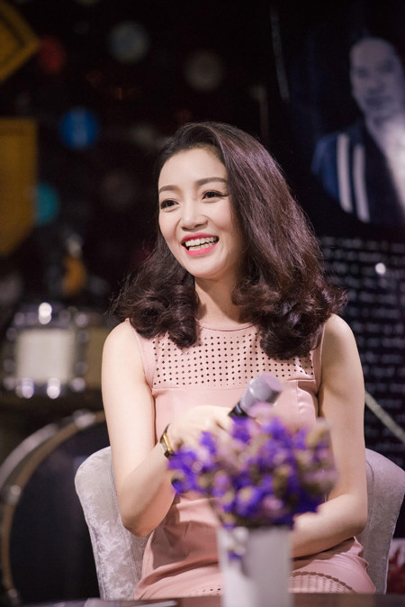 Ca sĩ Phạm Thu Hà rạng rỡ ngày ra mắt Album "Hà Nội… Yêu!" ảnh 6