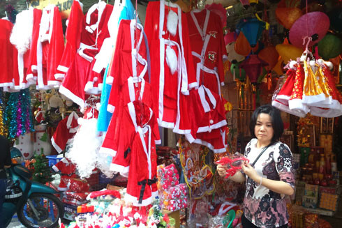 Phố Hàng Mã: Rực rỡ sắc màu mùa Giáng sinh ảnh 5