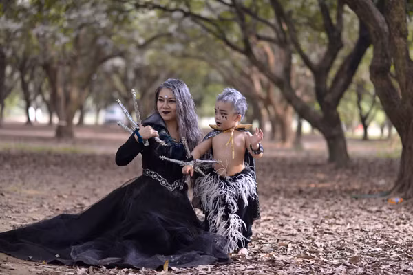 "Cô gái vàng" bellydance Đỗ Hồng Hạnh khoe ảnh con trai cực ấn tượng ảnh 4