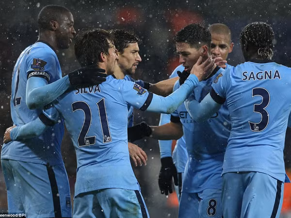 ĐT Việt Nam có cơ hội… thắng Man City ảnh 1