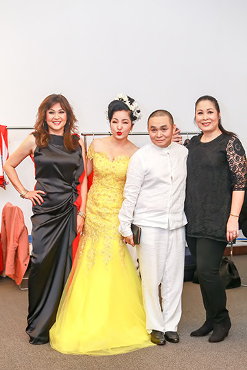 Thúy Nga "đọ dáng" cùng Hoài Linh ảnh 10