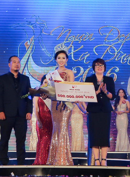 Đoàn Thị Ngọc Như đăng quang Hoa khôi "Người đẹp xứ Dừa" ảnh 4