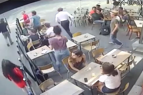 Rào cản trong cuộc chiến chống bạo lực và quấy rối tình dục phụ nữ ở Pháp ảnh 1