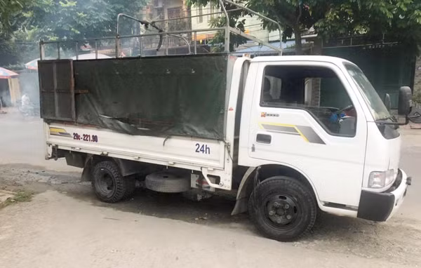 Trộm cắp cả xe tải chở hàng ảnh 2