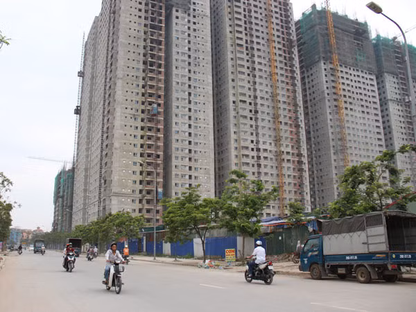 Dừng ưu đãi lãi suất gói 30.000 tỷ đồng: Khách hàng "ngồi trên đống lửa" ảnh 1
